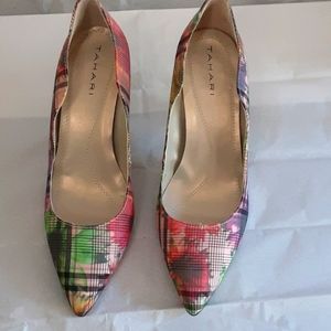 Tahari shoes, multicolored,  size 61/2, and heel 3 inch.